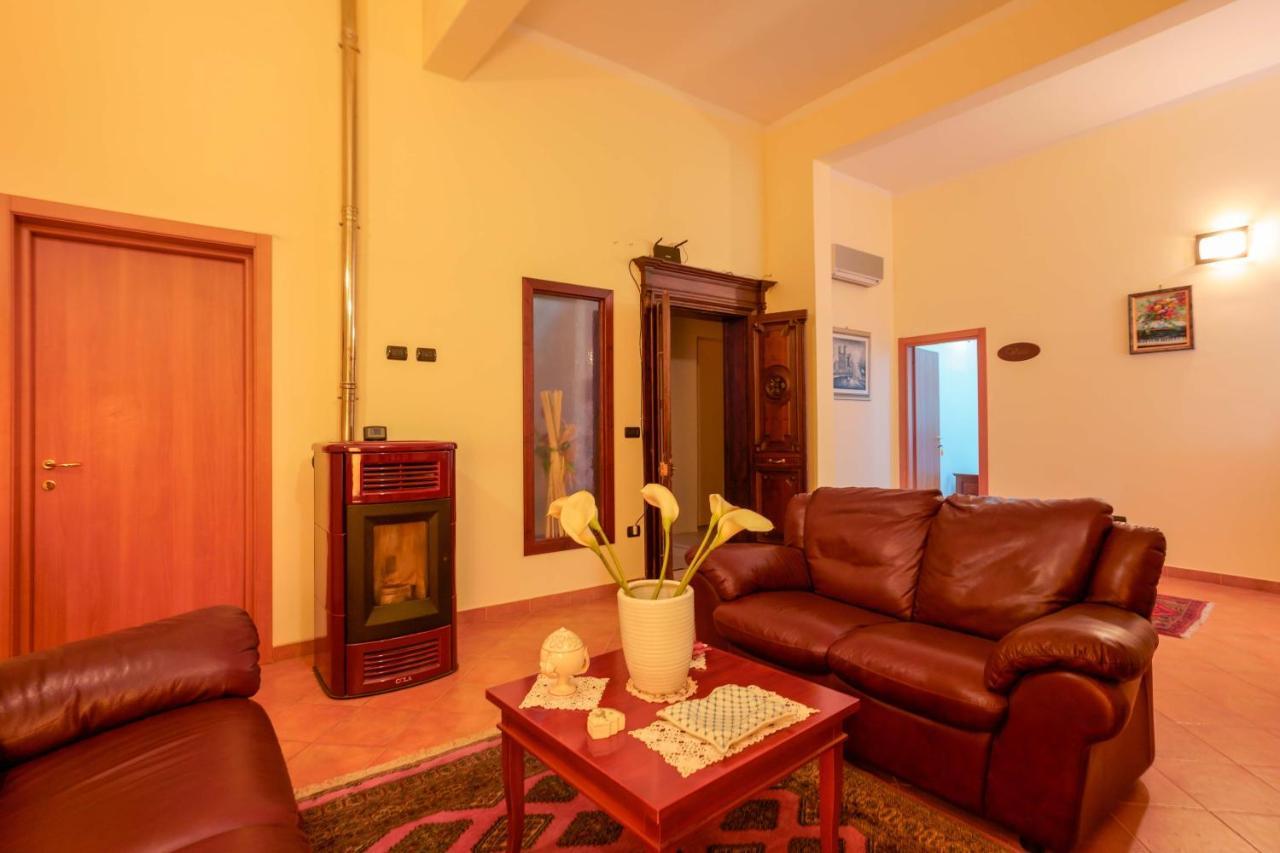 Bed And Breakfast Cairoli Exclusive Room Сан-П'єтро-Вернотіко Екстер'єр фото